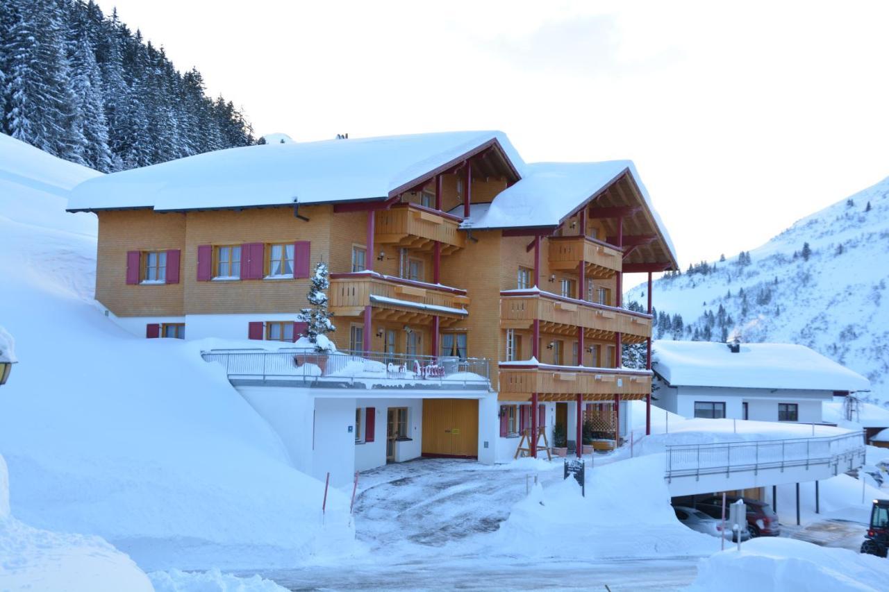 Hotel Garni Alpina Damüls Extérieur photo
