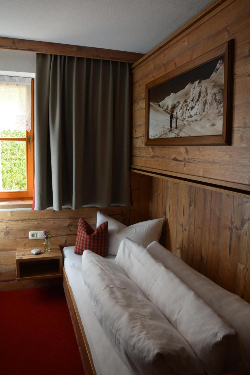 Hotel Garni Alpina Damüls Extérieur photo